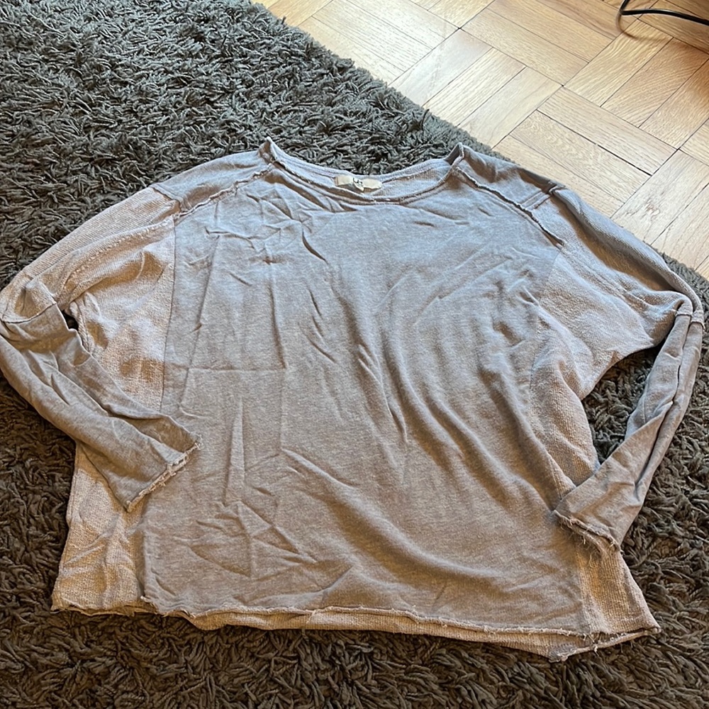 Two-tone long sleeve sweatshirt material